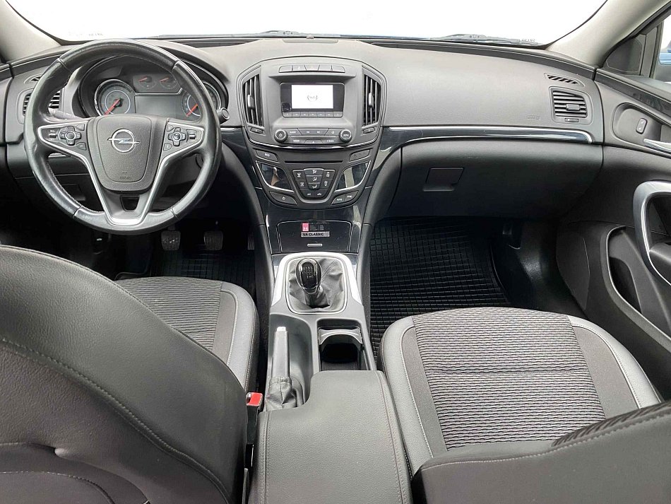 Opel Insignia 1.6CDTi 