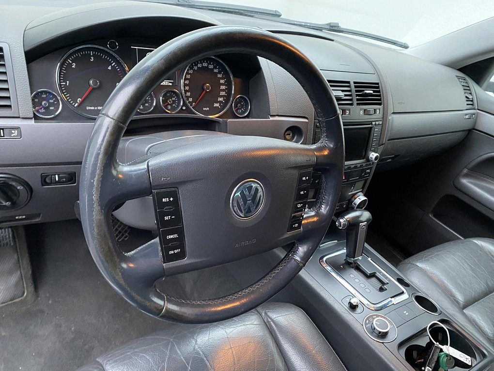 Volkswagen Touareg 3.0 TDi Exclusive 4x4