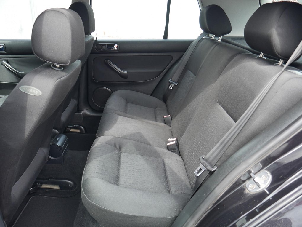 Volkswagen Golf 1.4i 