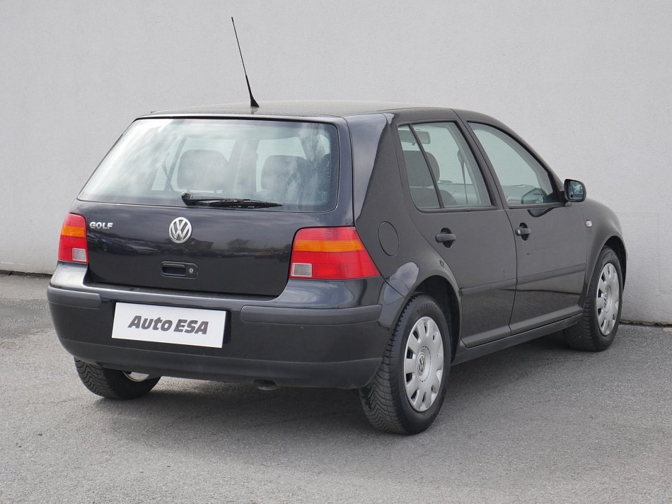 Volkswagen Golf 1.4i 