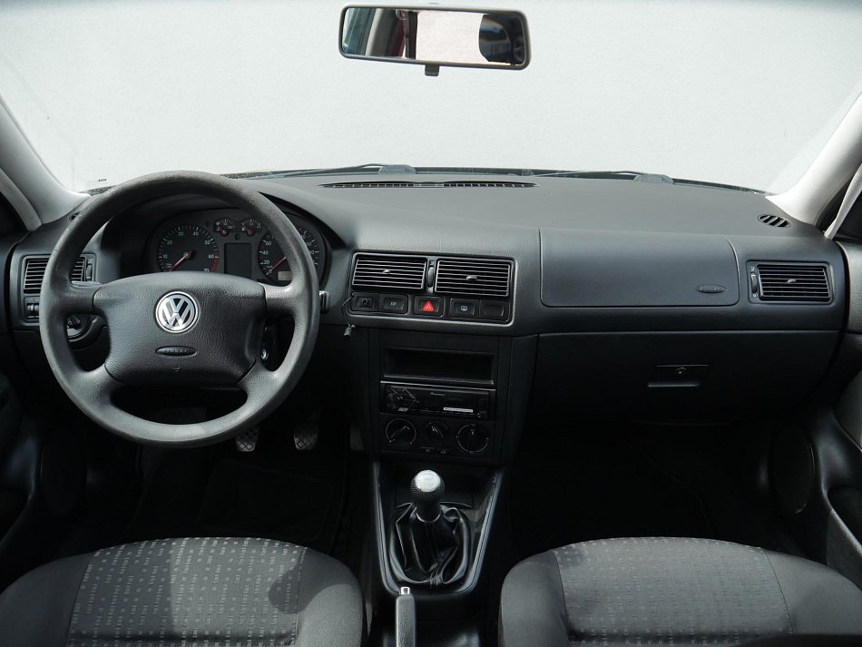 Volkswagen Golf 1.4i 