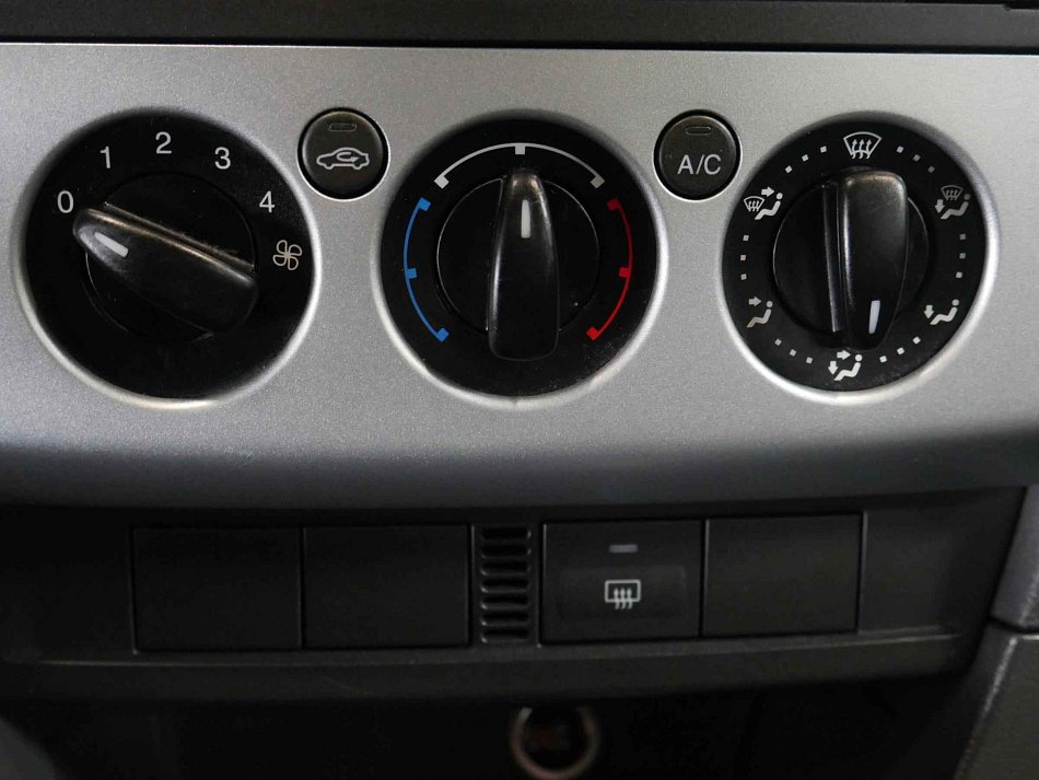 Ford Focus 1.6i 