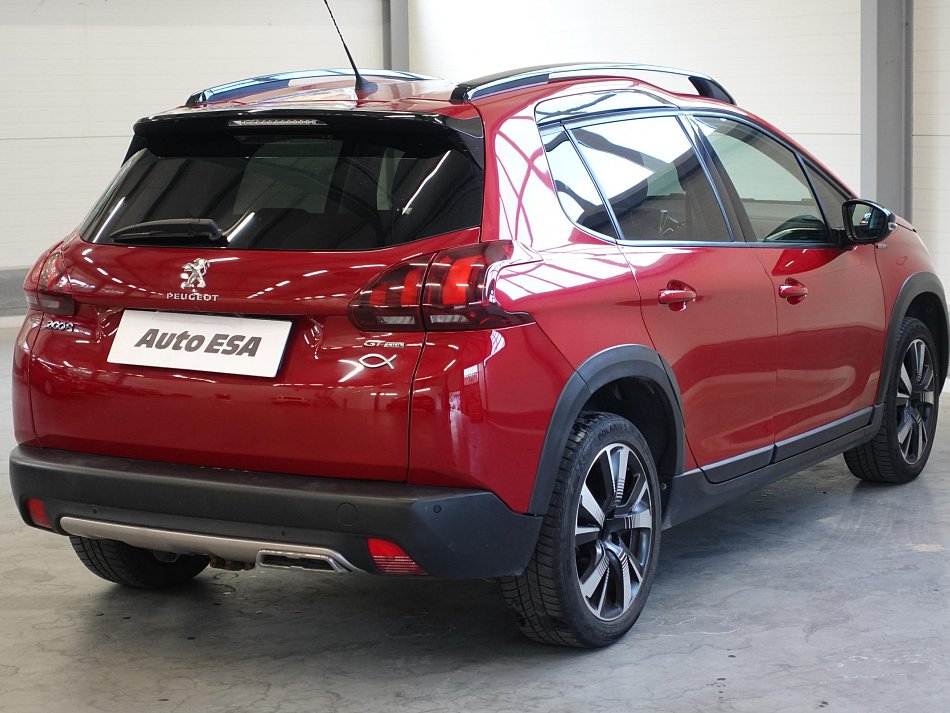 Peugeot 2008 1.2PT 