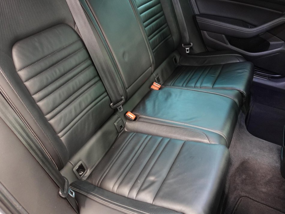 Volkswagen Passat 1.4TSi Highline