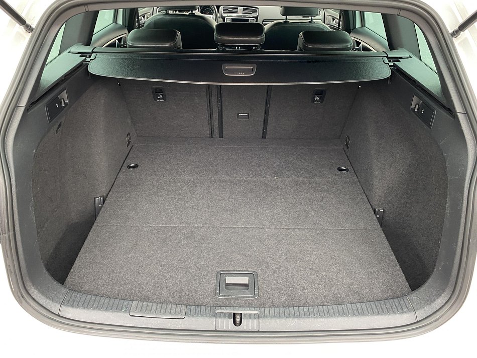 Volkswagen Golf 2.0TDi  GTD