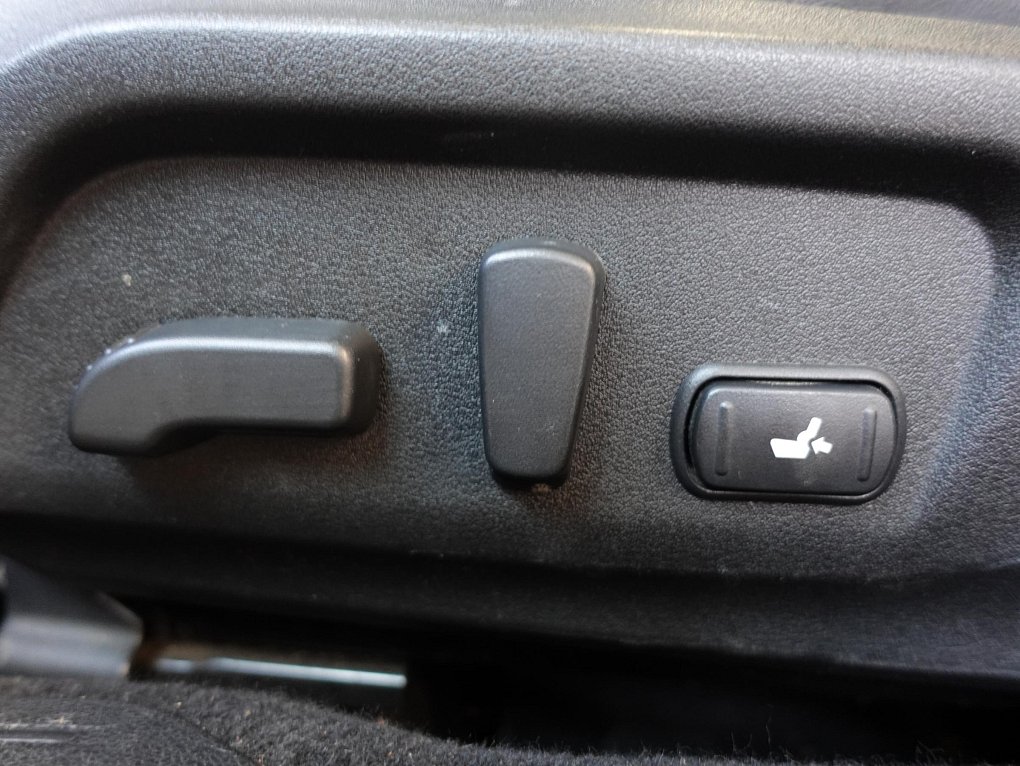 Subaru Outback 2.5i  4x4