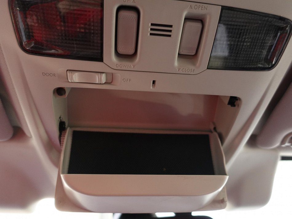 Subaru Outback 2.5i  4x4