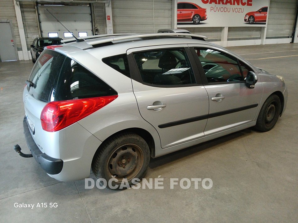 Peugeot 207 1.4i 