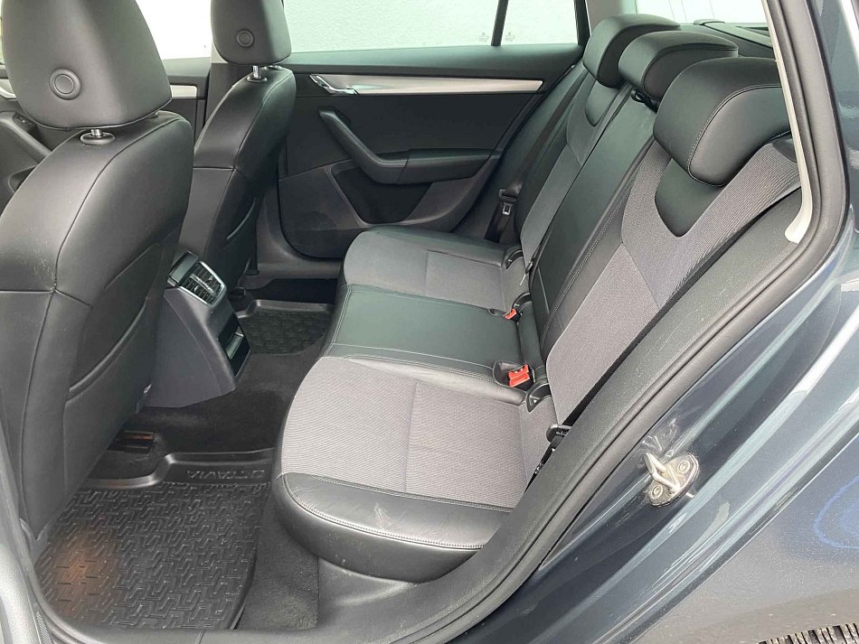Škoda Octavia III 1.6 TDi Ambition