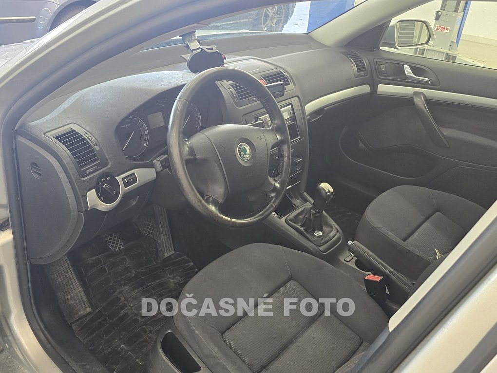 Škoda Octavia II 1.6i 
