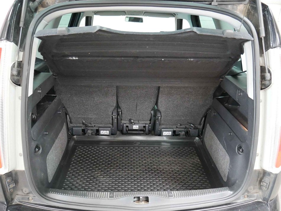 Škoda Roomster 1.4i 