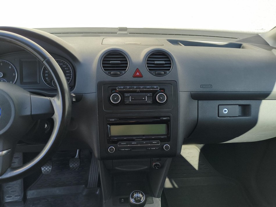 Volkswagen Caddy 1.6TDi Comfortline MAXi 7míst