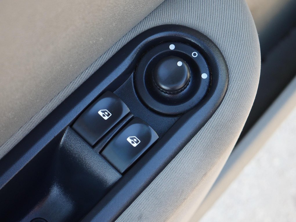 Renault Clio 1.2 16V 