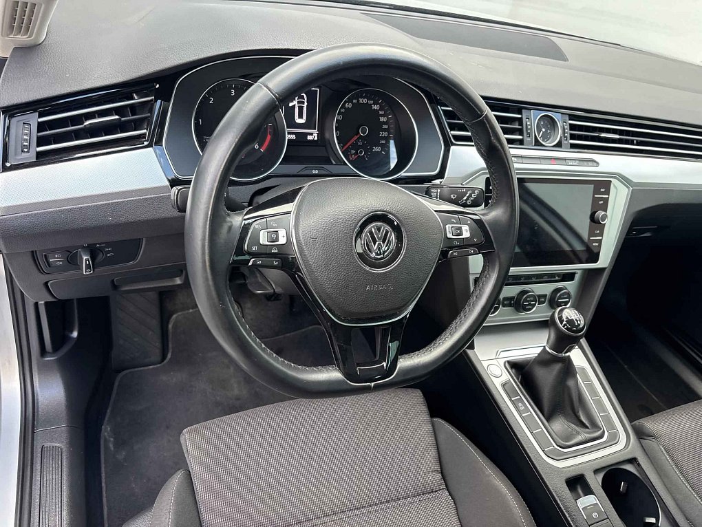 Volkswagen Passat 1.6 TDi Comfortline