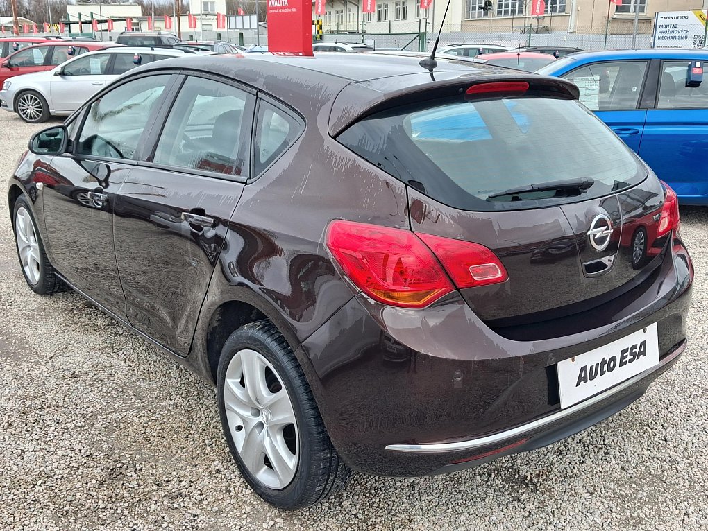 Opel Astra 1.4T 