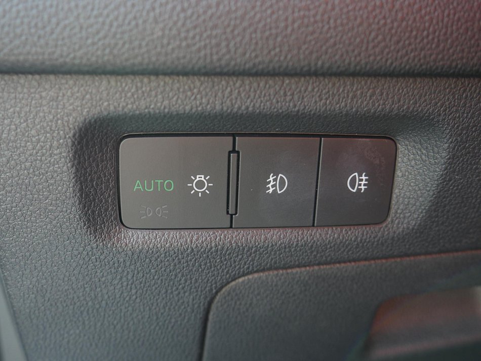 Škoda Octavia IV 1.5TSi Style