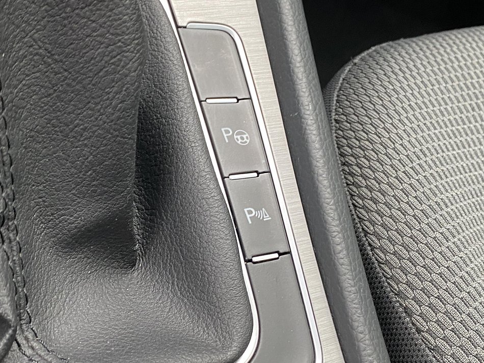 Volkswagen Golf 1.4TSi 