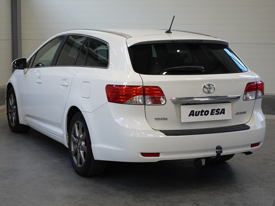 Toyota Avensis 2.0D-4D 