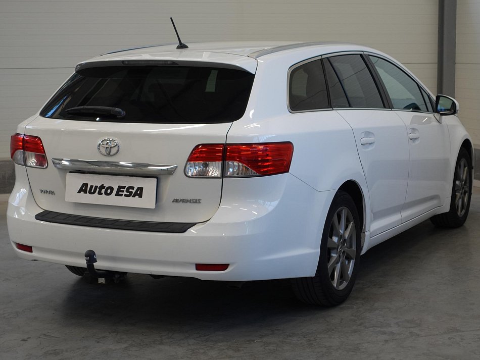 Toyota Avensis 2.0D-4D 