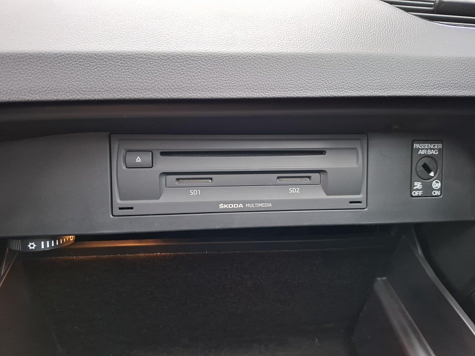 Škoda Octavia III 2.0 TDi RS Challange