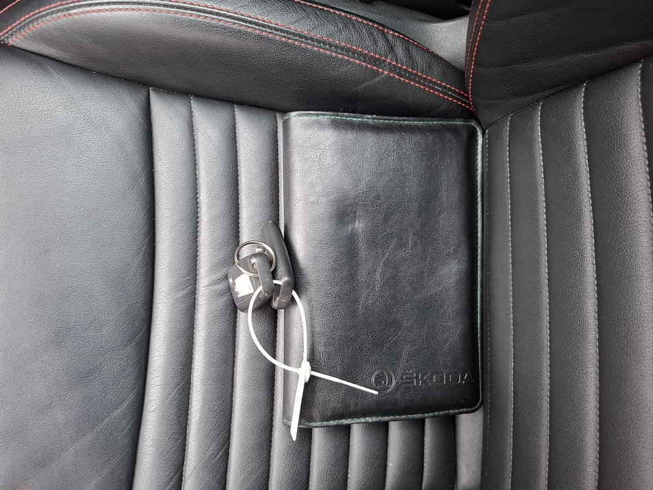 Škoda Octavia III 2.0 TDi RS Challange