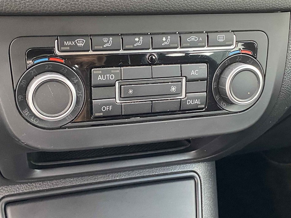 Volkswagen Tiguan 1.4TSi 