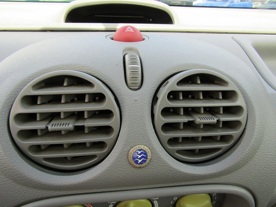 Renault Twingo 1.2i 
