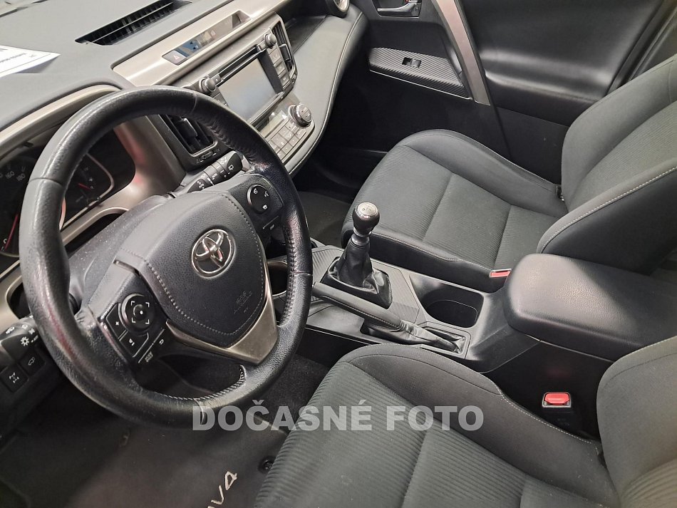 Toyota RAV4 2.2d 