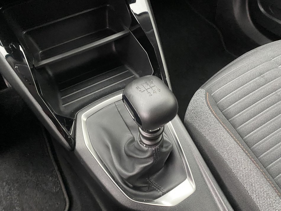 Peugeot 2008 1.2PT Active