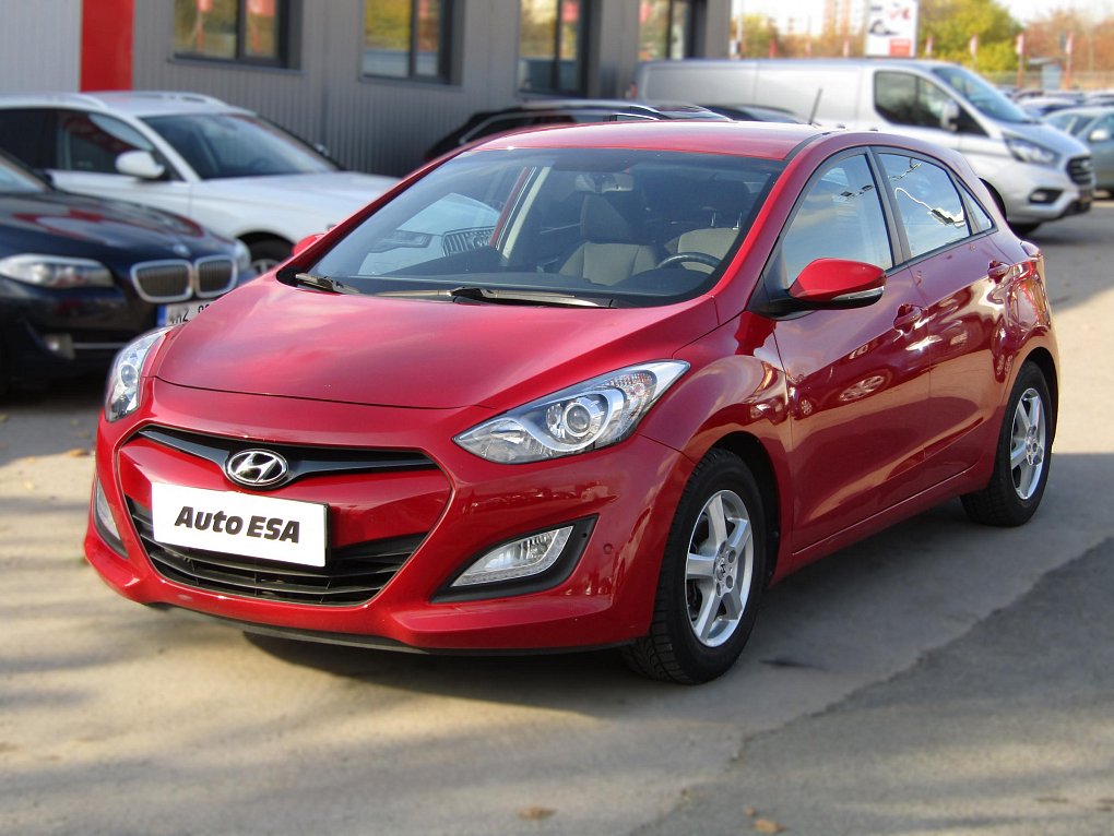 Hyundai I30 1.6GDi Trikolor