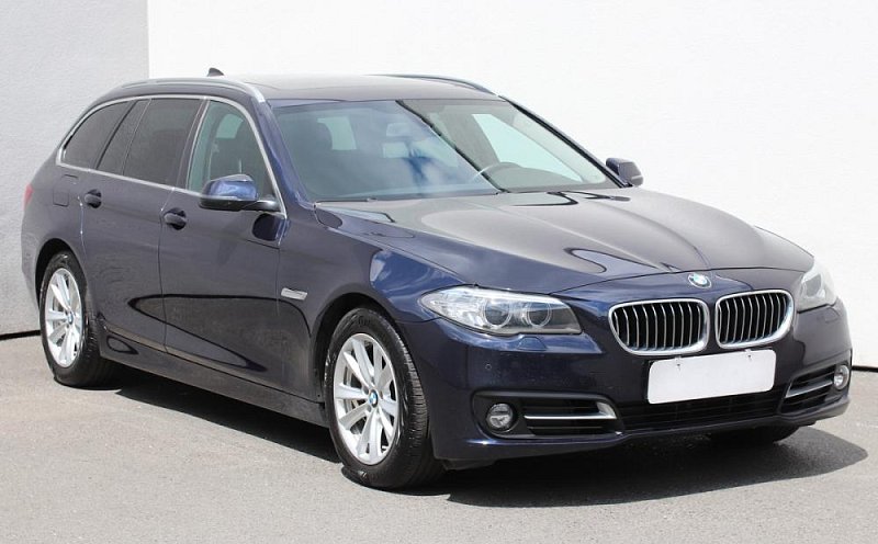 BMW Řada 5 2.0 LuxuryLine 528i xDrive