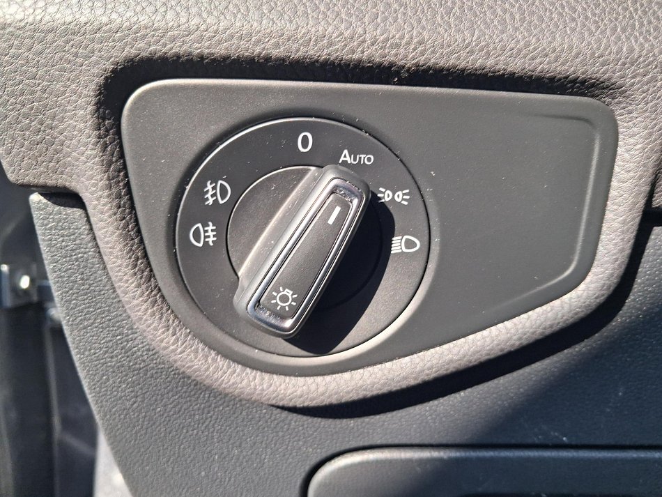 Volkswagen Touran 2.0 TDi 