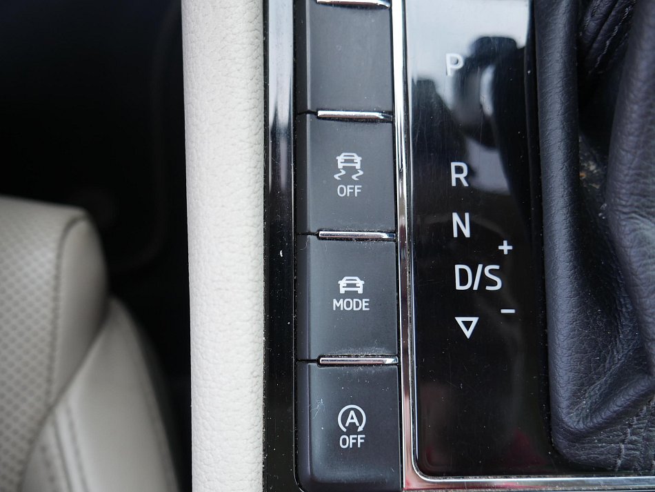 Škoda Superb III 2.0TDi L&K 4x4