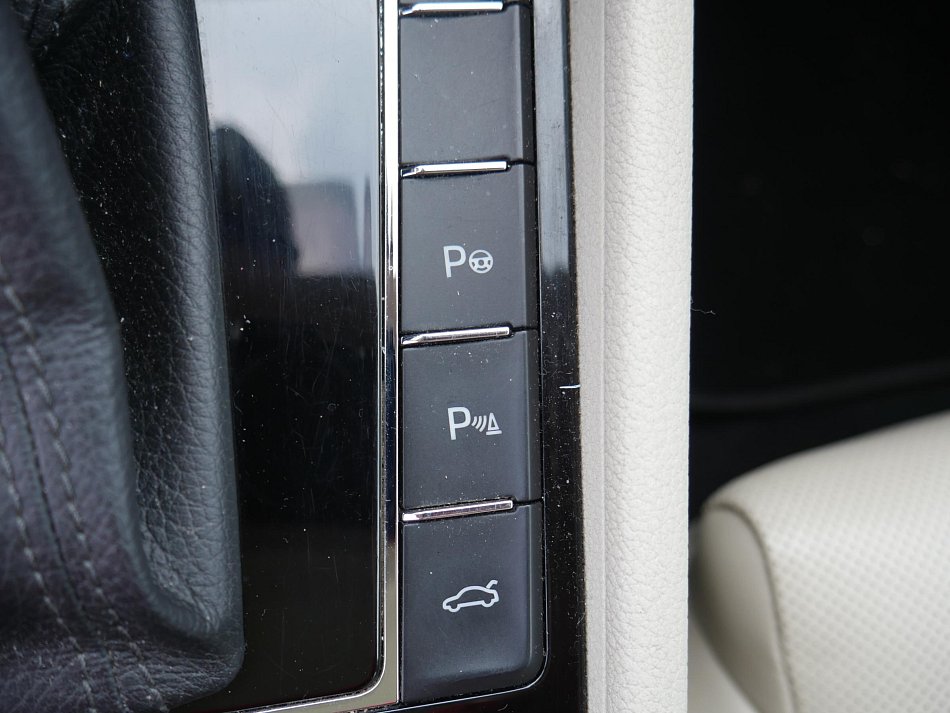 Škoda Superb III 2.0TDi L&K 4x4