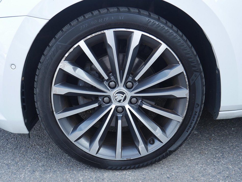 Škoda Superb III 2.0TDi L&K 4x4
