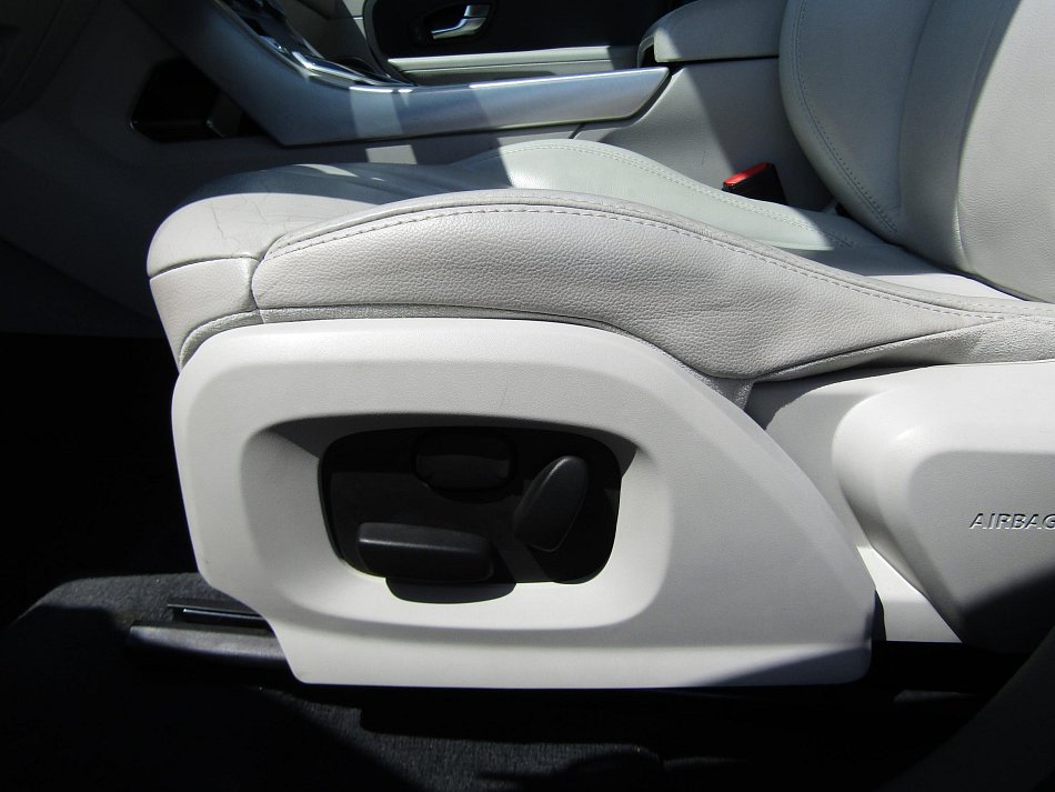 Land Rover Evoque 2.2 SD4 