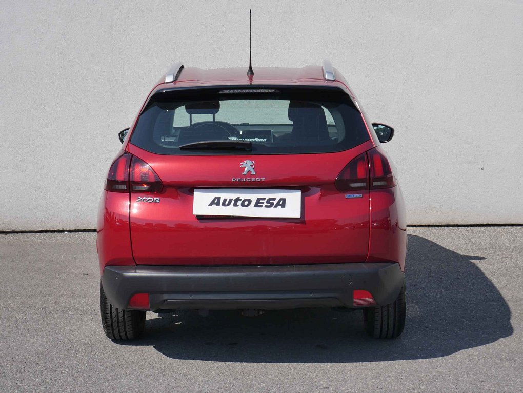 Peugeot 2008 1.2PT 