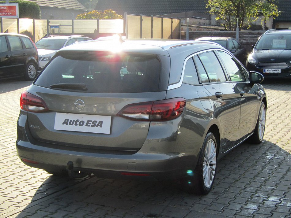 Opel Astra 1.5 CDTi 