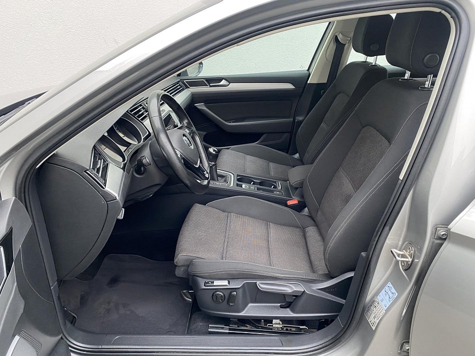 Volkswagen Passat 2.0 TDi Comfortline