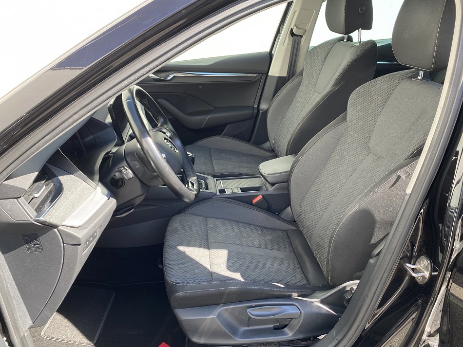 Škoda Octavia IV 1.5 TSi Style