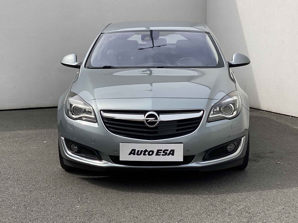 Opel Insignia 2.0 CDTi 
