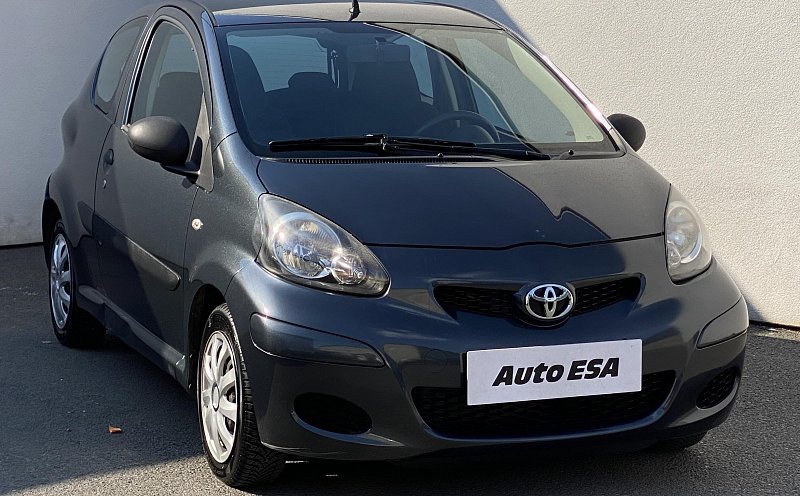 Toyota Aygo 1.0i 