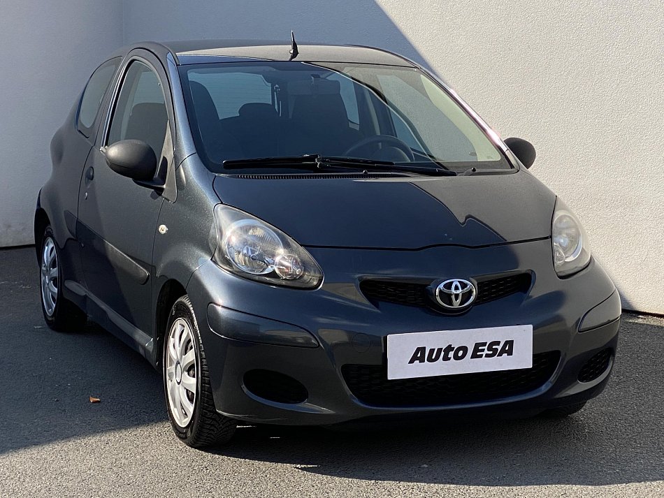 Toyota Aygo 1.0i 
