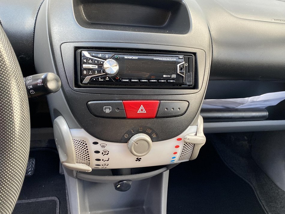 Toyota Aygo 1.0i 