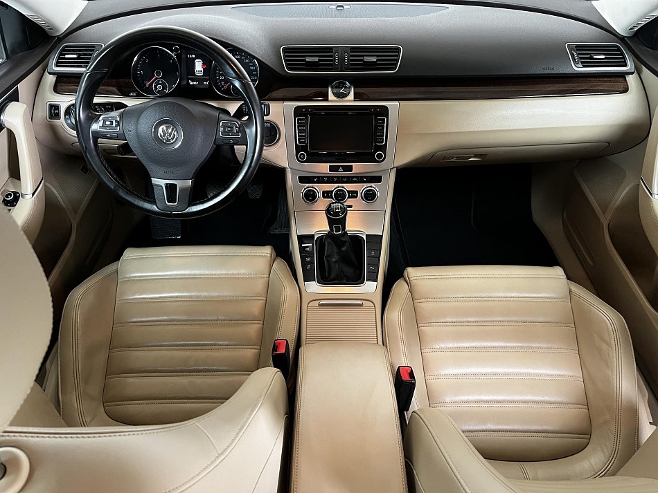 Volkswagen Passat 2.0 TDi Highline