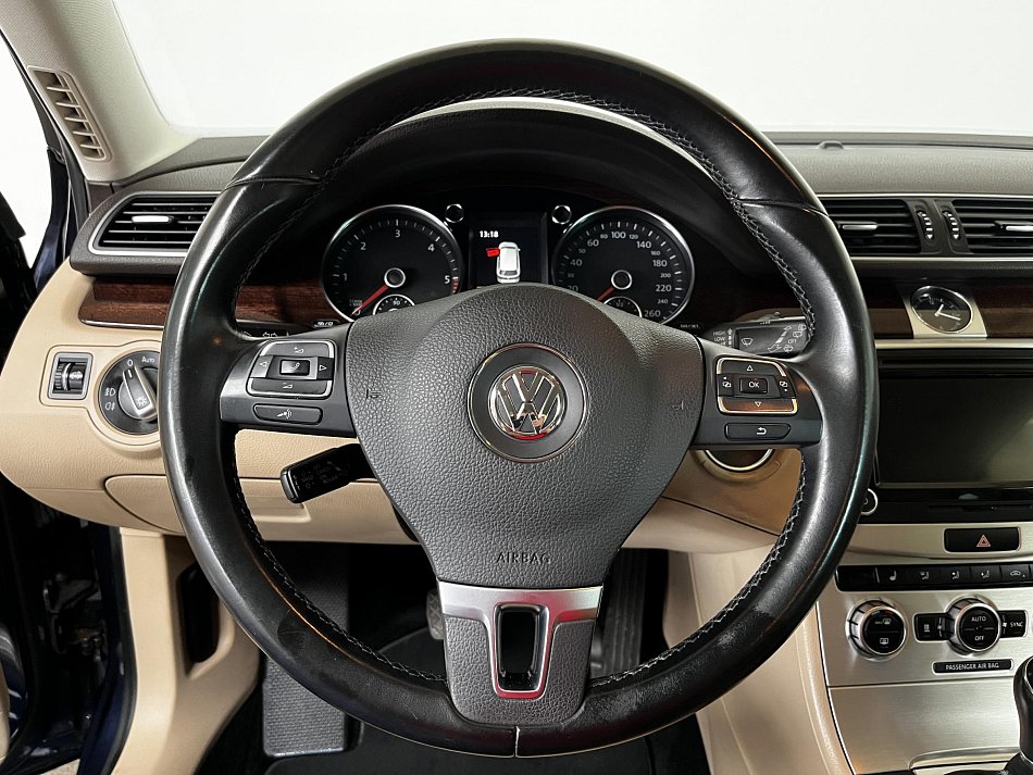 Volkswagen Passat 2.0 TDi Highline