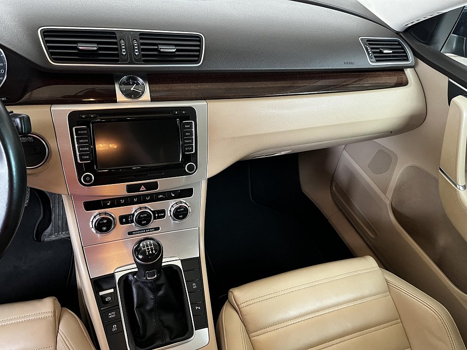 Volkswagen Passat 2.0 TDi Highline