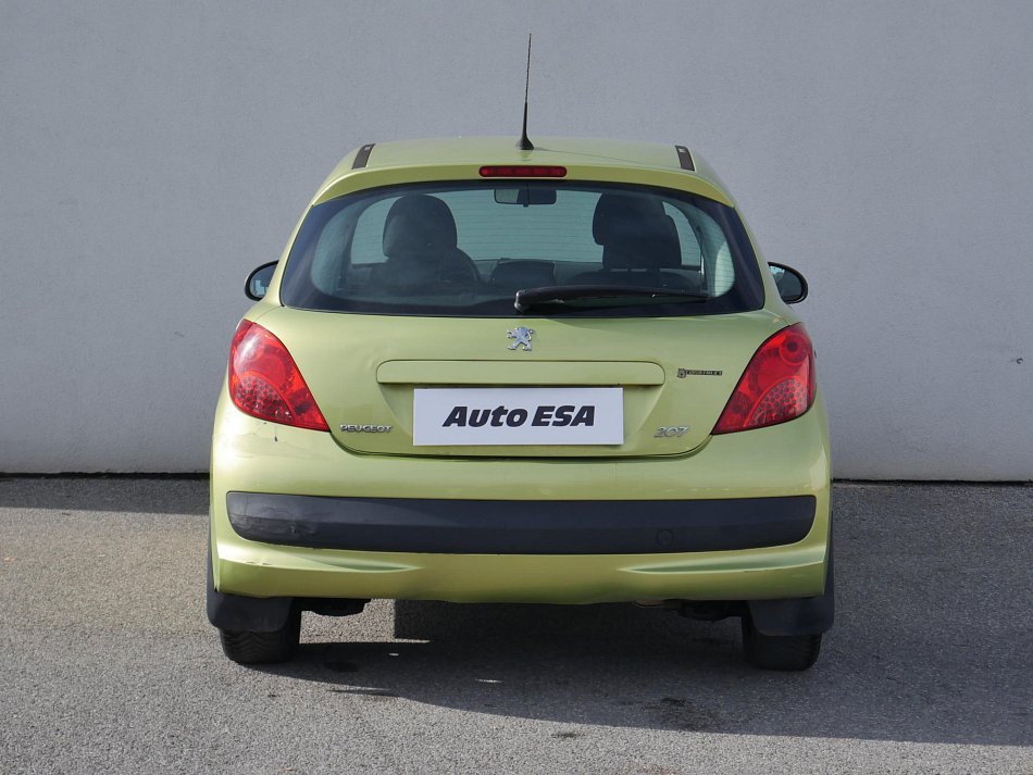 Peugeot 207 1.4 i 