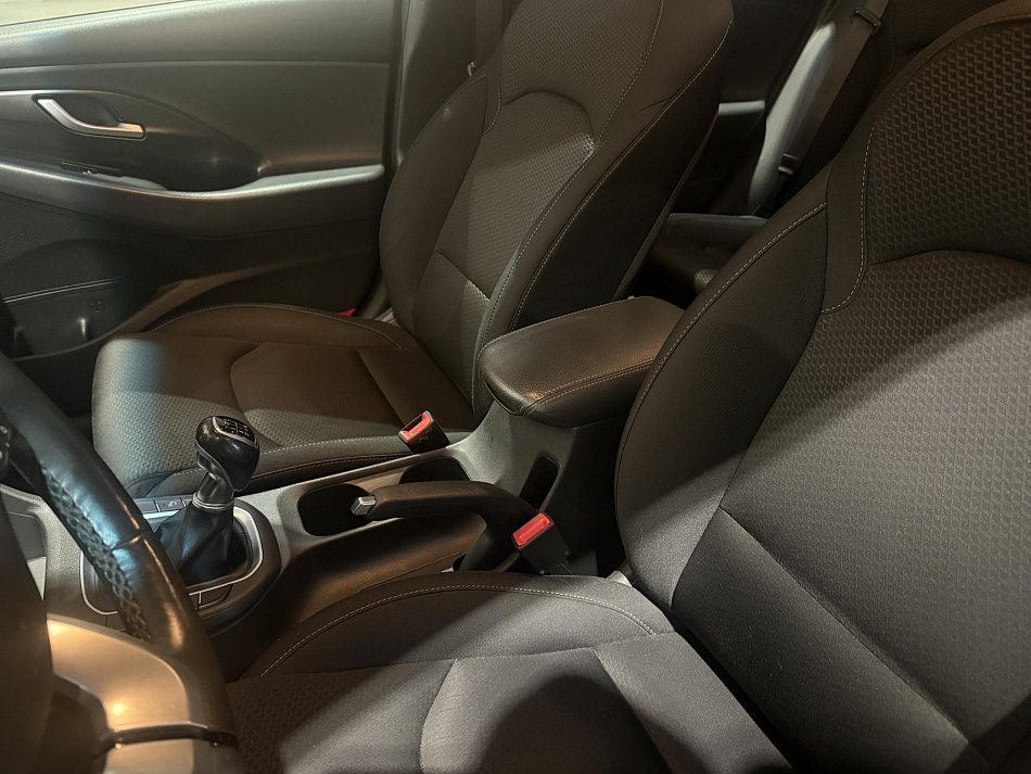 Hyundai I30 1.6CRDi 