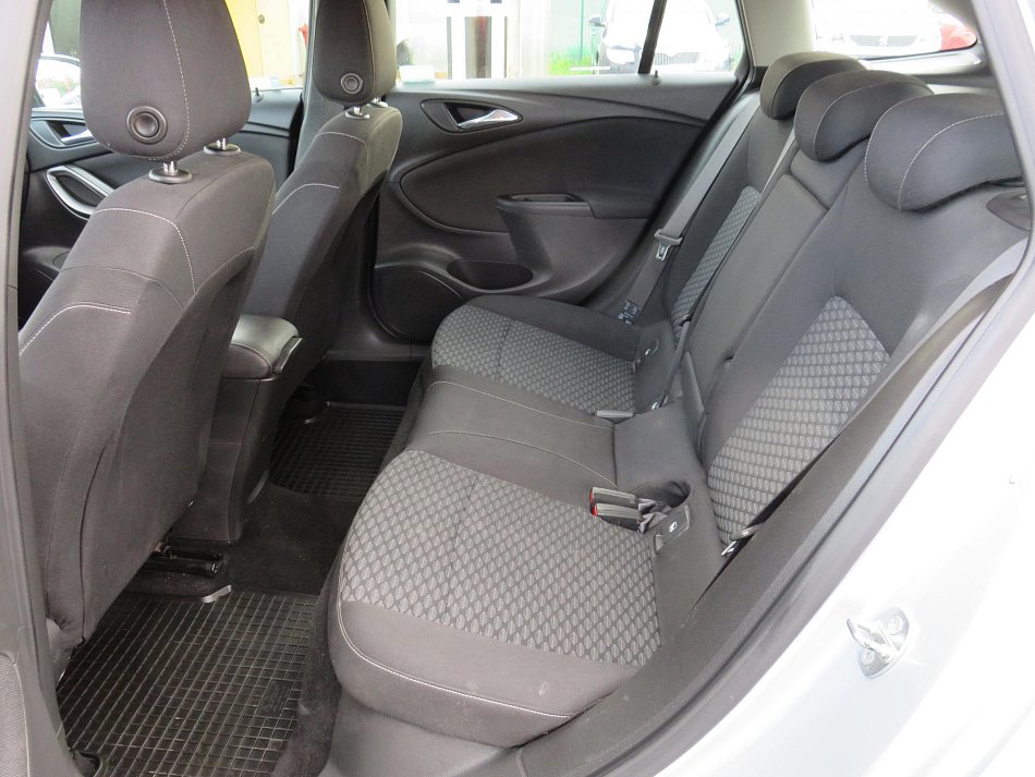 Opel Astra 1.4 T 